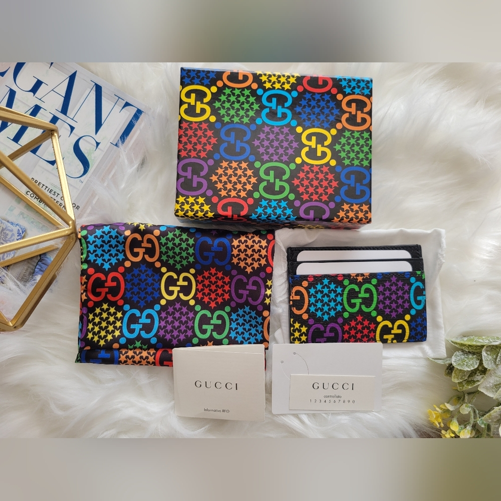 SOLD BRAND NEW RARE Gucci Psychedelic Card Holder